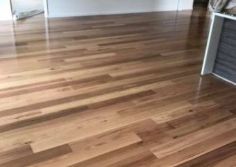 Timber: ReadyFlor Colour: Blackbutt 1 Strip